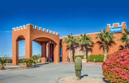 Lake Havasu City Hotel | Rodeway Inn & Suites Lake Havasu City