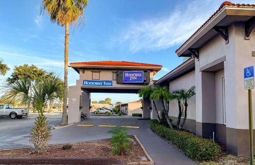 Sun City Center Hotel | Rodeway Inn Sun City Center