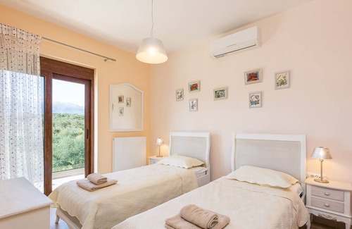 Kalyves Villa | RODI LUXURY STONE VILLA