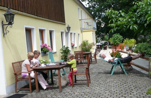 Schwarzenbach am Wald Apartment | Rollstuhlgeeignetes Feriendomizil (60qm) auf Bauernhof mit vielen Freizeitmöglichkeiten