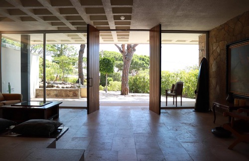 Cabrils House | ROMANI - House with private pool. Capacity up to 17 people. 20 minutes Barcelona