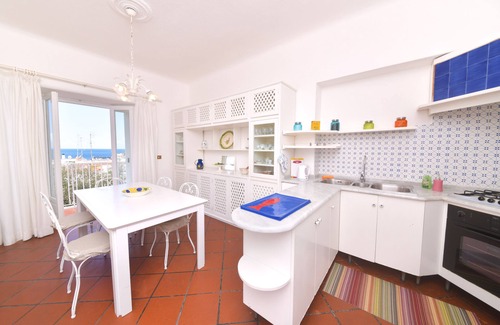 Forio Apartment | Romano House, center of Forio, Ischia