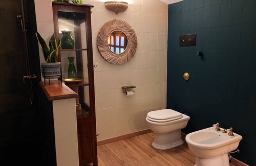 Bagheria Bed & Breakfast | Romantic B&B with flower bath and sea view in fabulous Bagheria, Palermo