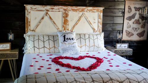 Dobson Ski Chalet | Romantic Escapes in this Stunning A-Frame in North Carolina with Access to a Private Hot Tub and Fire Pit