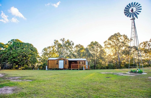 River Heads Cabin | Romantic getaway on 75 acres with outdoor bath