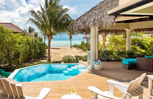 Long Bay House | Romantic Getaway, LOWEST DENSITY on the Island, STAND ALONE BUNGALOWS!