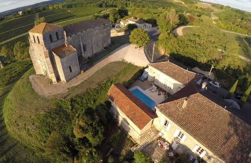 Pujols Villa | Romantic Gite & own pool, on hillside nr Saint Emilion with stunning panoramas