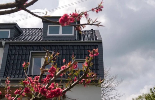 Solingen House | Romantic roof studio/loft 2-4 persons, Bergische Oase, up to 4 pers.