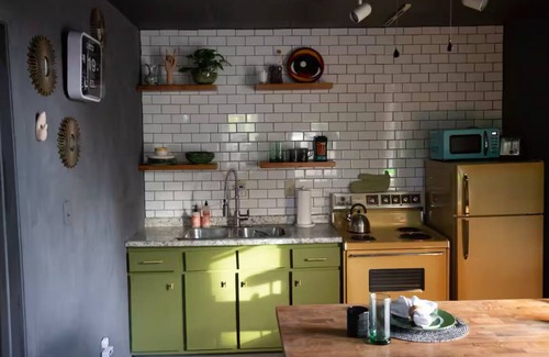 Alton House | Romantic Tiny Home in Alton, IL