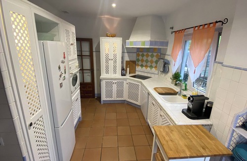 Cabo Roche Villa | Romantic villa in Roche with sea views, saltwater pool and beautiful garden