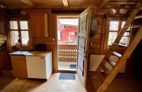 Viseu de Sus House | Romantic wooden house in the midst of a magnificent cultural landscape in the Maramures