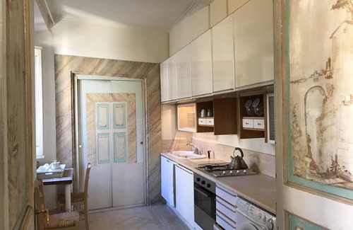 Rione V Ponte Apartment | Rome, Historical Center, Via Giulia: unique, elegant, bright, 2 bedrooms, 2 bath
