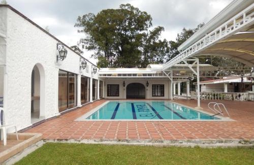 La Estrella Hotel | Romeral Club Campestre