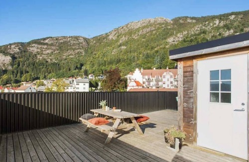 Sandviken Apartment | Roof Terracce I Easy check-in I Landry - Value