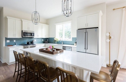 Germantown House | Rooftop Luxury Mansion in Germantown
