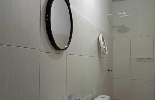 Tirirical House | Room 06