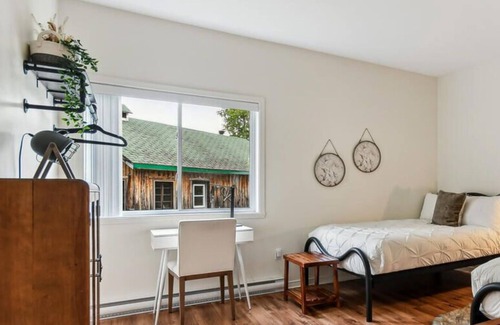 Matawinie Regional County Municipality Bed & Breakfast | Room 1: The Traveler