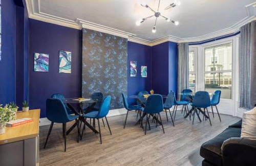 Llandudno House | Room 2, 23 Deganwy Avenue