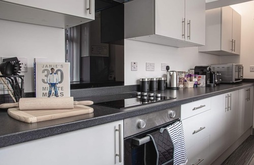 Stoke-on-Trent House | Room 3 Double Bedroom, Stoke-on-Trent.