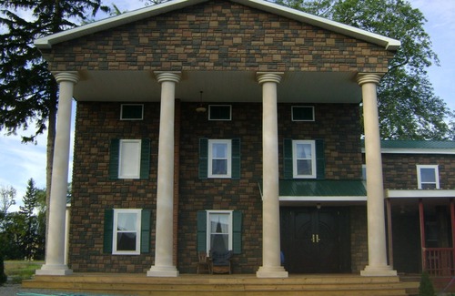Fort Plain Bed & Breakfast | Room #3 We are only 30 min. away from "BASEBALL HALL OF FAME" in Coopers Town .