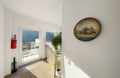 Domegge di Cadore Apartment | Room 'Camera M Rossa' with Lake View, Private Terrace and Wi-Fi