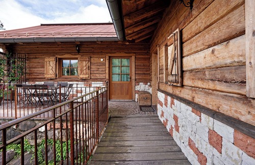 Arsie Apartment | Room 'Camera Quadra' with Mountain View, Balcony and Wi-Fi