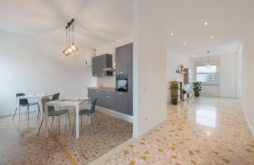 Citta Bassa Apartment | Room 'Enza 1' with Wi-Fi