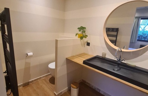La Ferte-Saint-Aubin Bed & Breakfast | Room for 2 with breakfast included