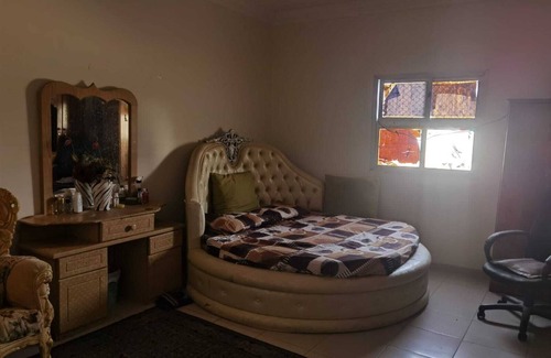 Unaizah Bed & Breakfast | Room for sharing غرفه للمشاركه