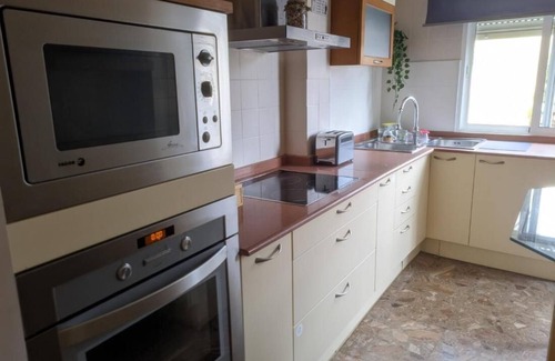 Dean Pequeno House | Room-homestay With Private Bathroom