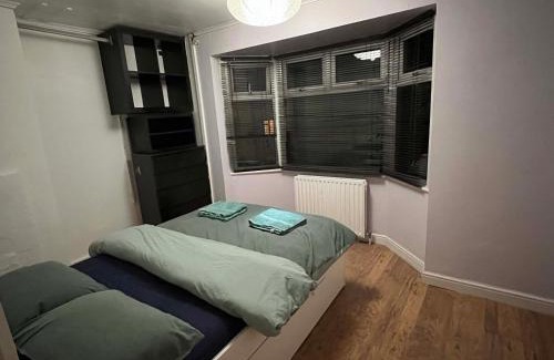 Dartford House | Room in Dartford
