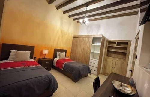 Historic Centre House | Room in House - Habitacion I Para 4 Personas 3 Camas