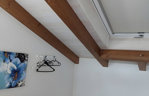 Udine House | Room 'Maria Stella Moon' with Shared Garden, Wi-Fi and Air Conditioning
