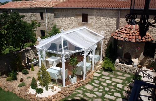 Ocenilla Apartment | Room 'Suite 6' with Mountain View, Shared Terrace and Wi-Fi