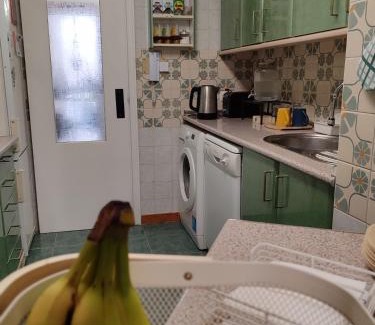 La Linea de la Concepcion House | Room with private bathroom in shared apartment 50m from Gibraltar