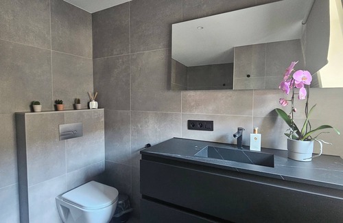 St. Macharius Apartment | Room with bunk bed (3)