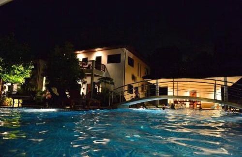 Chakphong Resort | ROOMS at CET Resort with Pool, Padel, Tennis