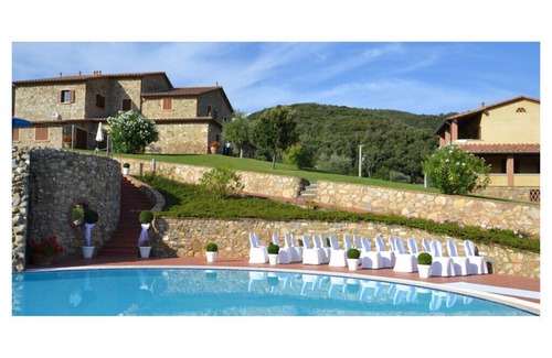 Riparbella Apartment | Rooms or apartments in resort with swimming pool, tennis, restaurant