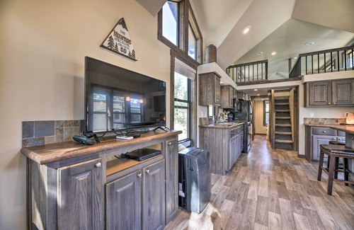 Pagosa Hills Cabin | Roomy Pagosa Springs Tiny Cabin: 1 Mi to Downtown