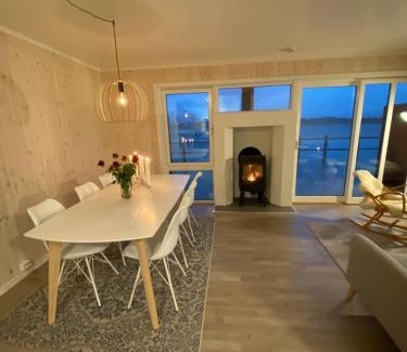 Vestvagøy House | Rorbu by Nappstraumen, Lofoten