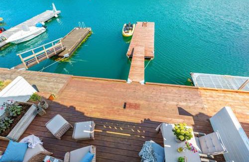 Vinnes House | Rorbu i Gilsvågen - 3 soverom - Båtutleie