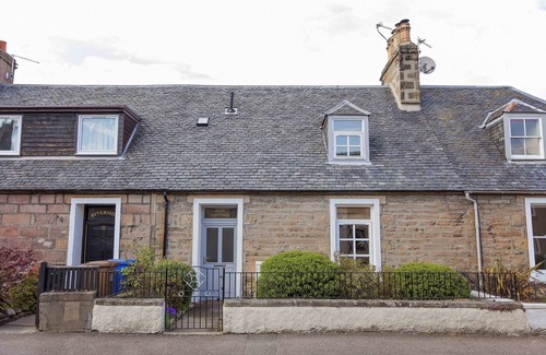 Inverness City Centre Cottage | Rose Cottage City Centre - near the River Ness