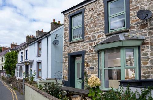 St Dogmaels House | Rose Cottage