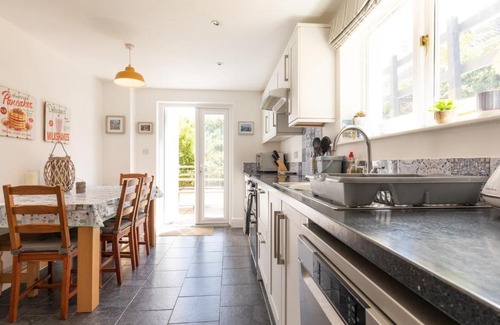 St Dogmaels House | Rose Cottage