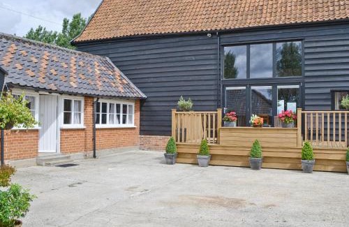 Halesworth House | Rose Farm Barn