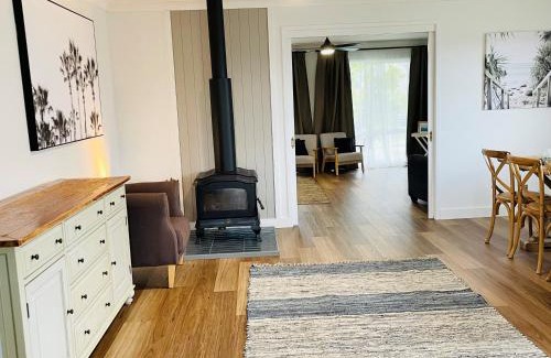 Sanctuary Point House | Rose's Cottage