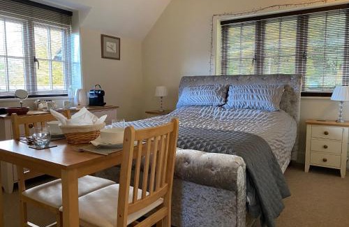 Checkendon House | Roselands B&B Henley on Thames