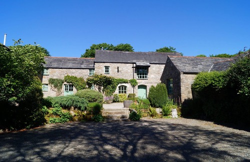 Lower Trengale Cottage | ROSEMARY Cottage is a Pretty Cottage with Lovely Views - Dog Friendly