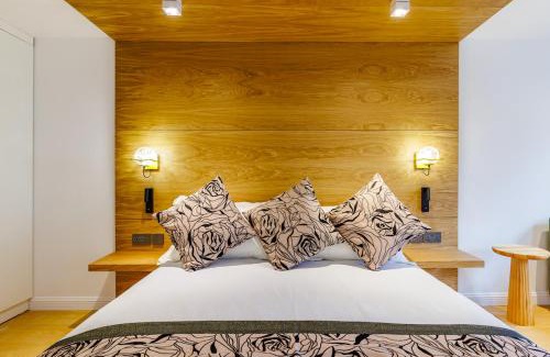 Townfield Hotel | Rosemay Hotel near London Heathrow Airport