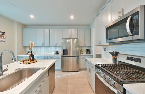 Pleasant Grove House | Roseville 5-Beds 3-Baths Family-Friendly Gem